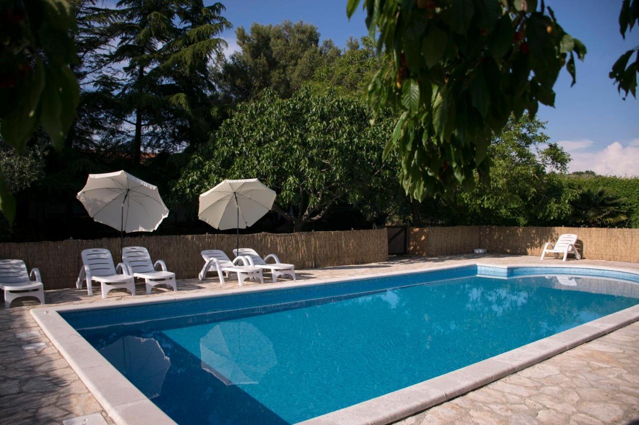 Sanja Apartments Sveti Servul Novigrad  ภายนอก รูปภาพ